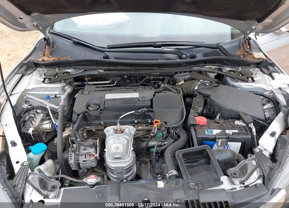 2015 HONDA ACCORD EX-L VIN: 1HGCR2F82FA168013