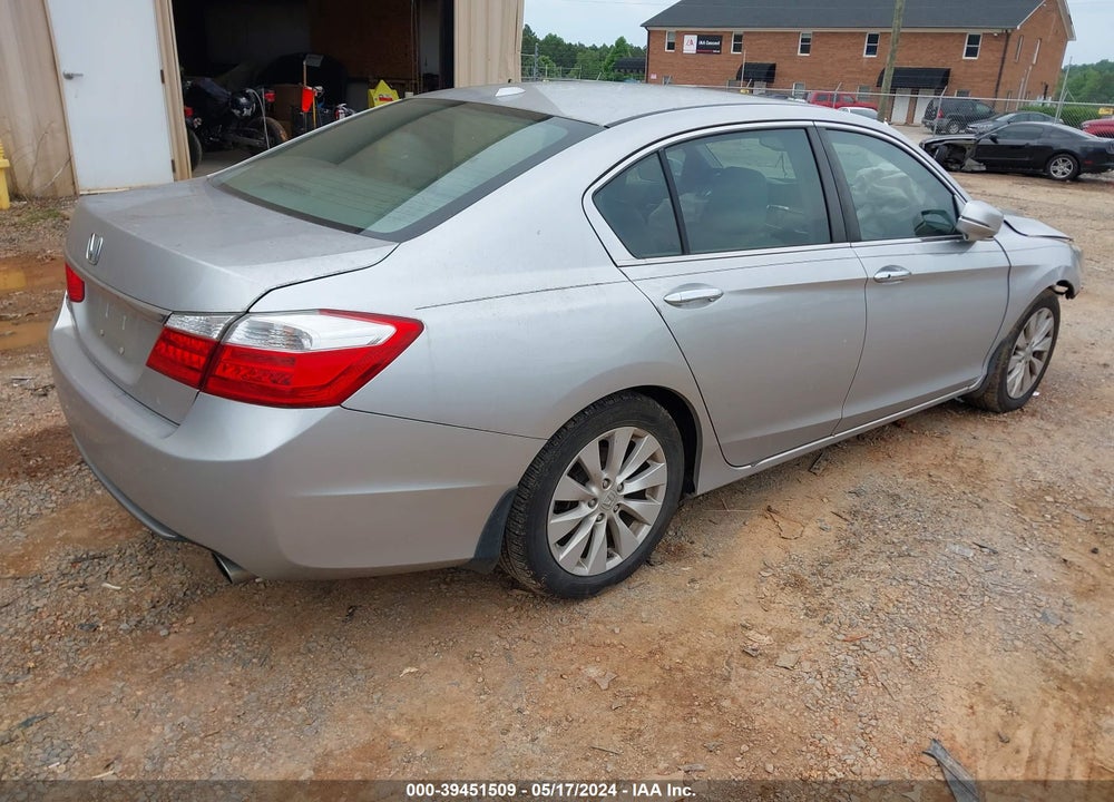 2015 HONDA ACCORD EX-L VIN: 1HGCR2F82FA168013