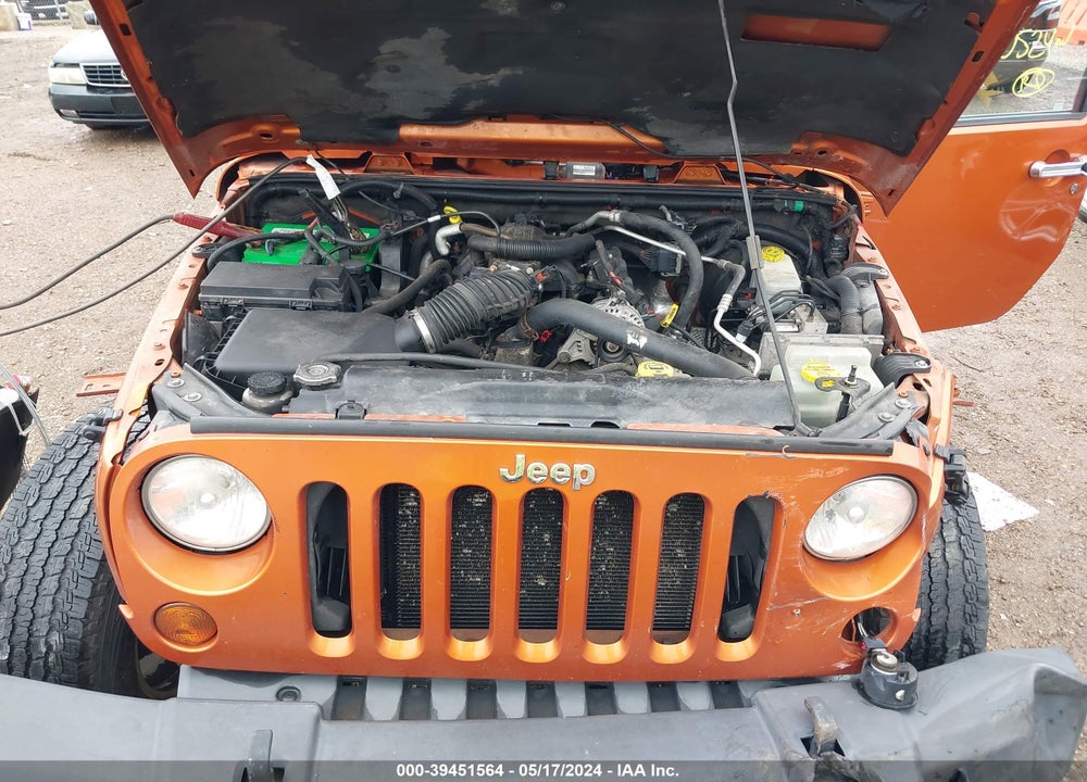 2011 JEEP WRANGLER UNLIMITED SAHARA VIN: 1J4HA5H13BL616765