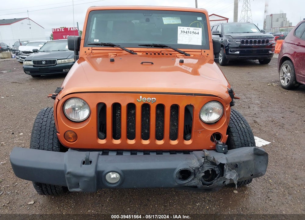 2011 JEEP WRANGLER UNLIMITED SAHARA VIN: 1J4HA5H13BL616765