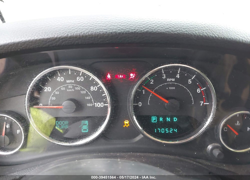 2011 JEEP WRANGLER UNLIMITED SAHARA VIN: 1J4HA5H13BL616765