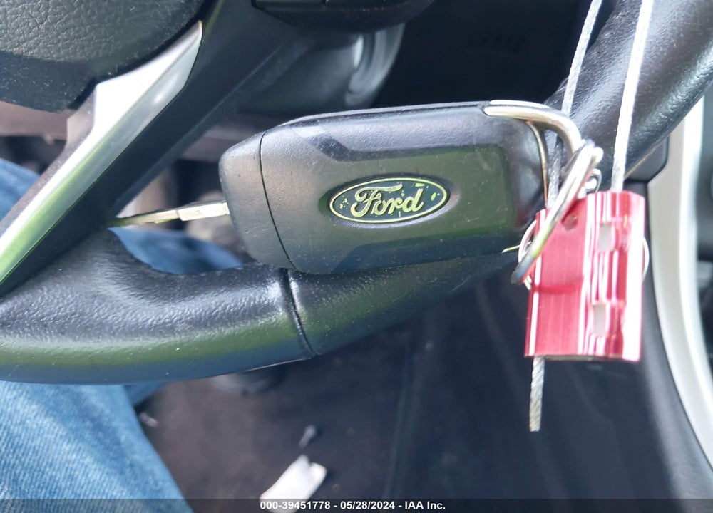 2015 FORD FUSION SE VIN: 3FA6P0HD1FR197031