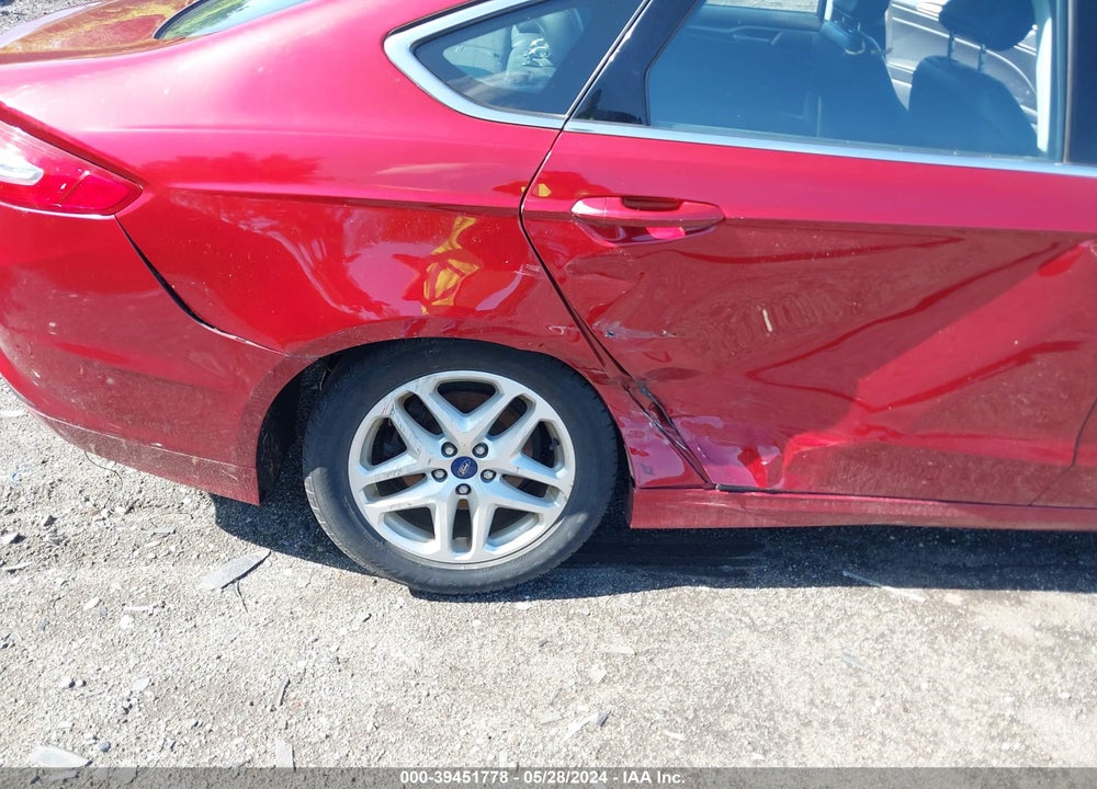 2015 FORD FUSION SE VIN: 3FA6P0HD1FR197031