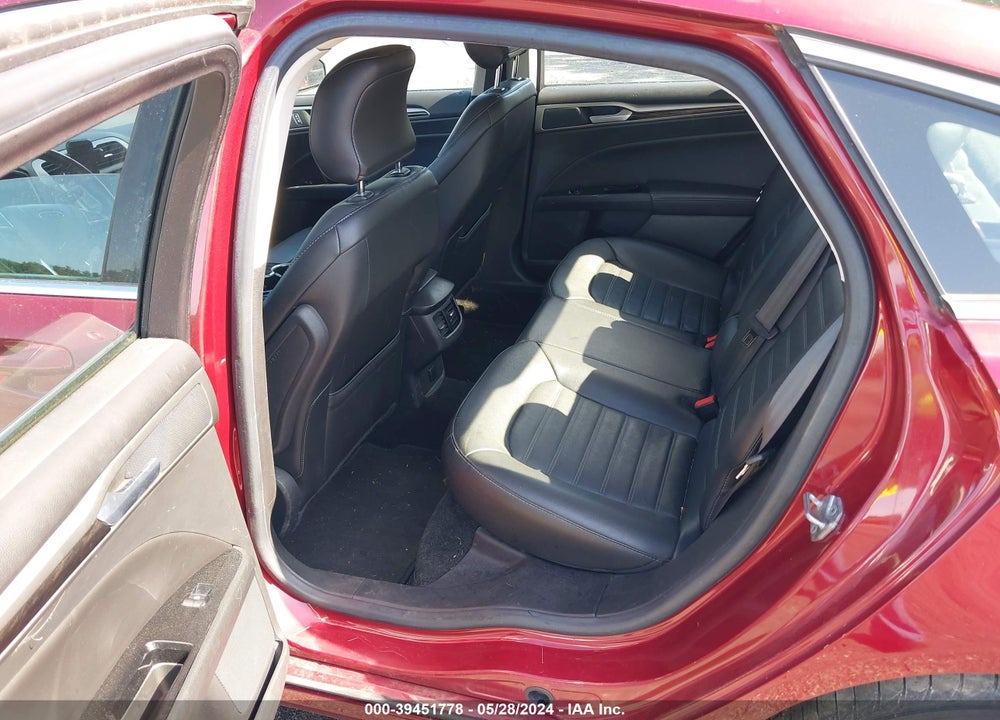2015 FORD FUSION SE VIN: 3FA6P0HD1FR197031