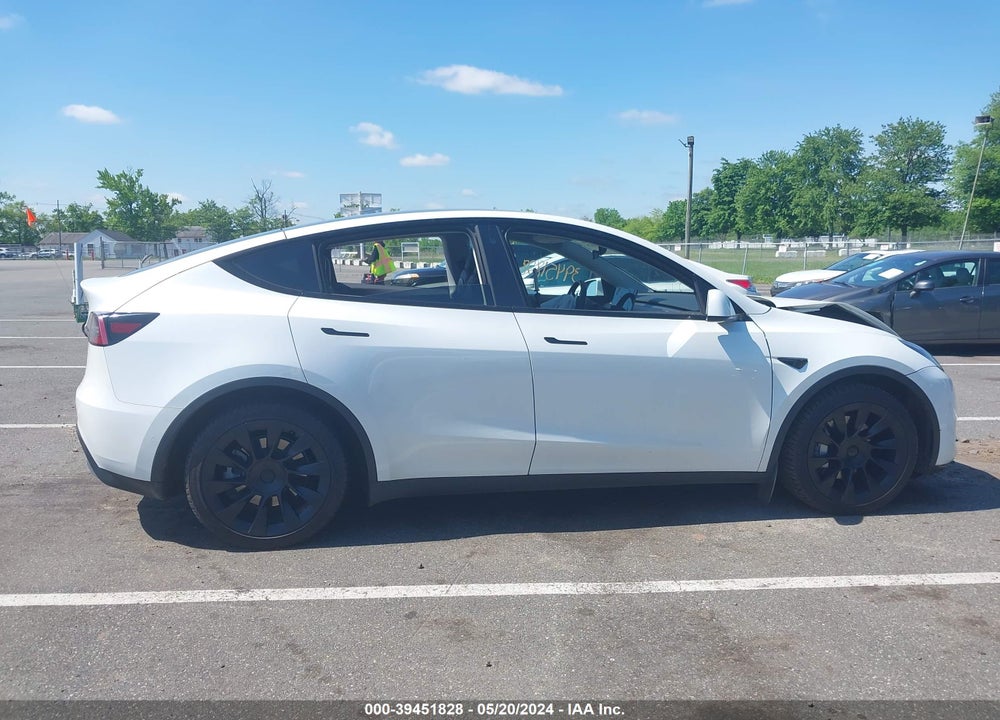 2020 TESLA MODEL Y LONG RANGE DUAL MOTOR ALL-WHEEL DRIVE/PERFORMANCE DUAL MOTOR ALL-WHEEL DRIVE VIN: 5YJYGDEF7LF000764