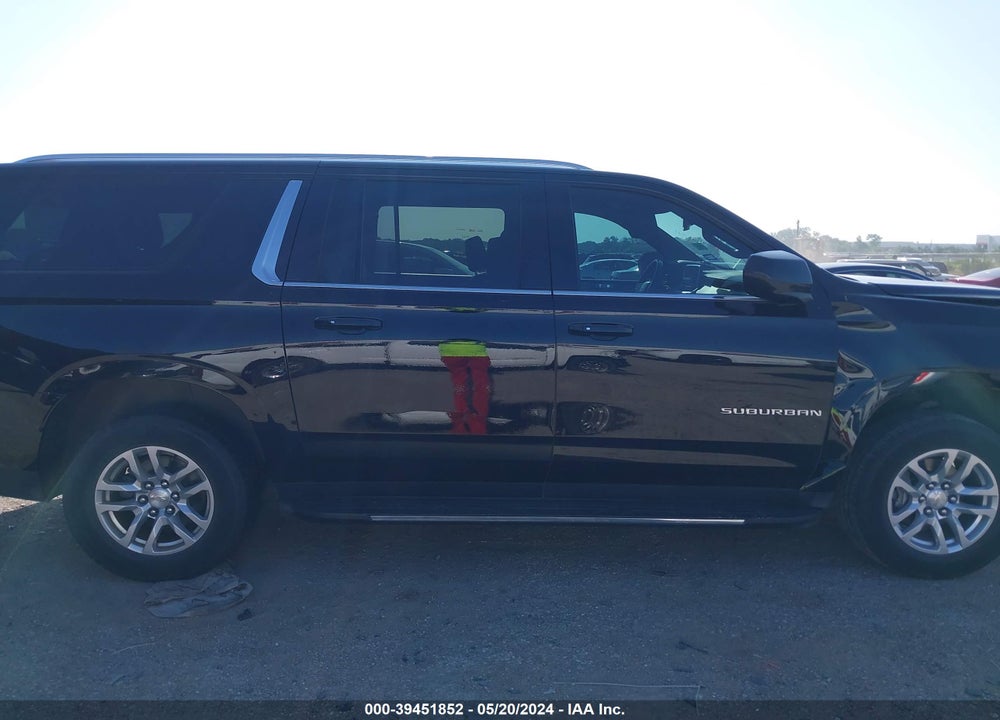 2021 CHEVROLET SUBURBAN 2WD LT VIN: 1GNSCCKD6MR269016