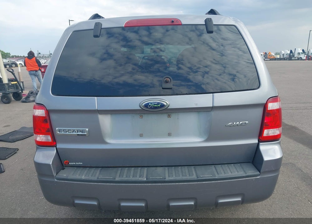 2008 FORD ESCAPE LIMITED VIN: 1FMCU94118KA78579