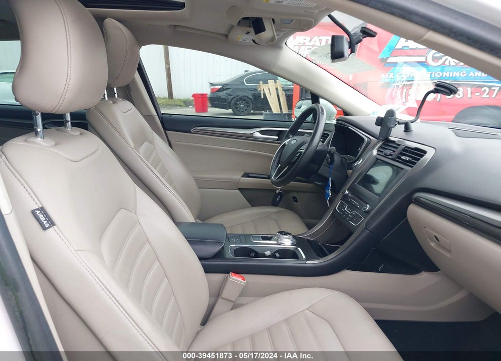 2018 FORD FUSION ENERGI SE LUXURY VIN: 3FA6P0PU8JR204518