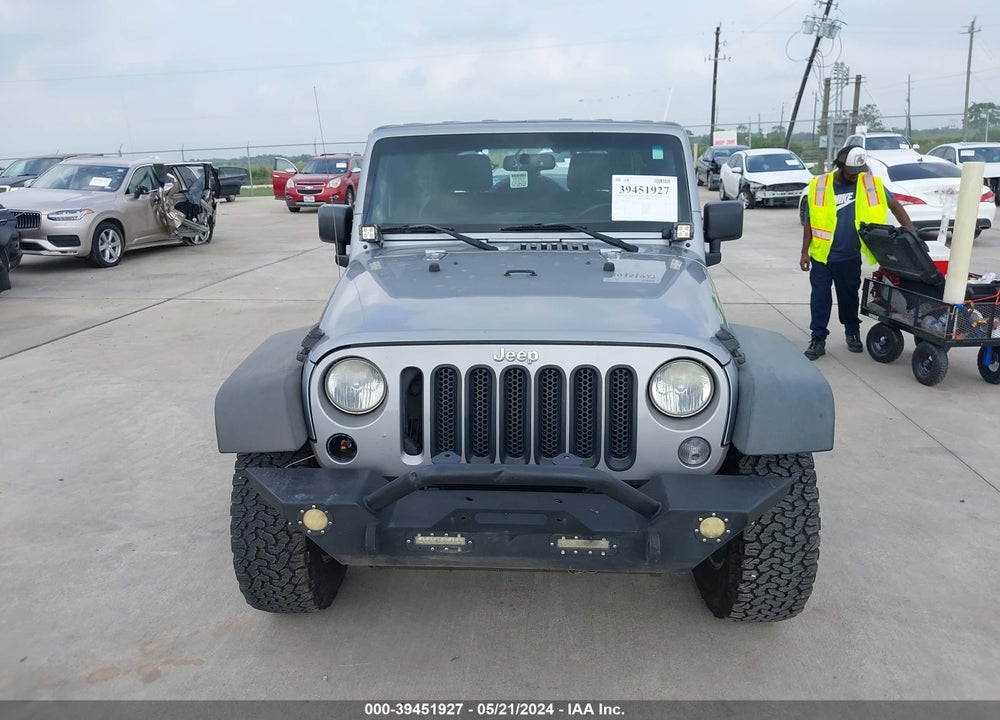 2015 JEEP WRANGLER UNLIMITED SPORT VIN: 1C4BJWDG0FL520724
