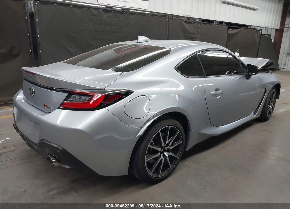2023 TOYOTA GR86 VIN: JF1ZNBB1XP9760880
