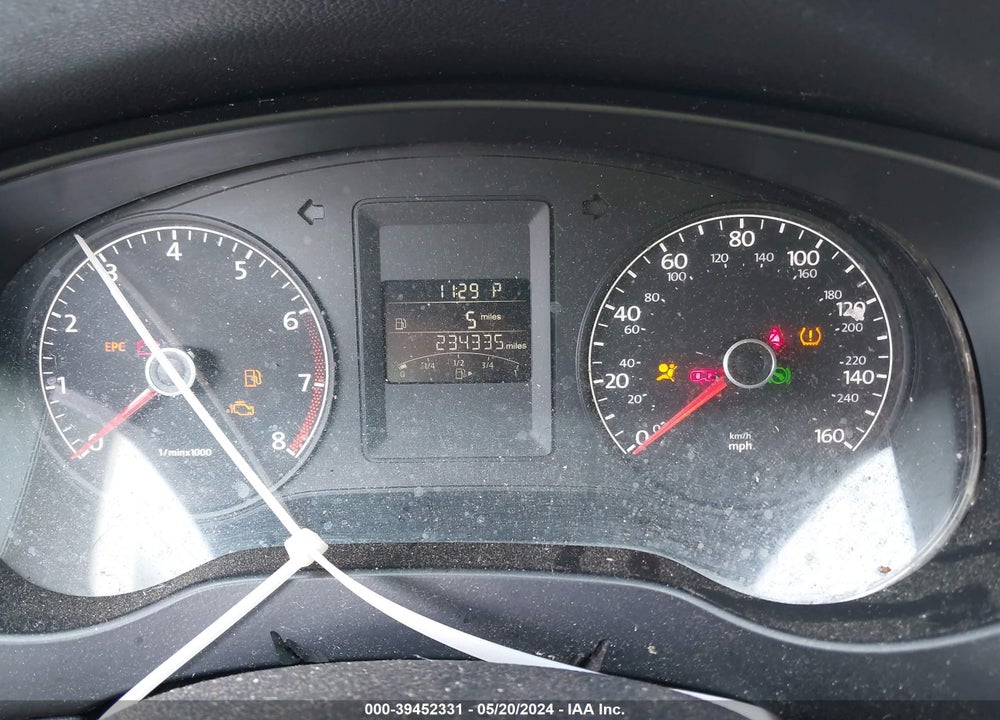 2013 VOLKSWAGEN JETTA 2.0L S VIN: 3VW2K7AJ6DM305571