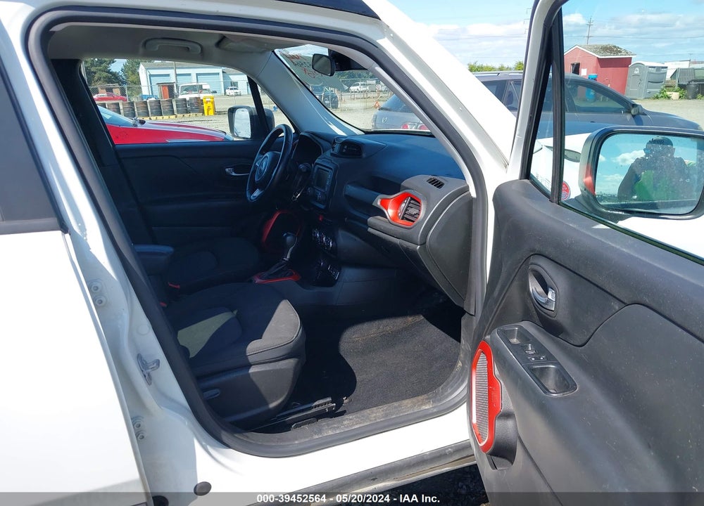 2015 JEEP RENEGADE TRAILHAWK VIN: ZACCJBCT0FPB53390