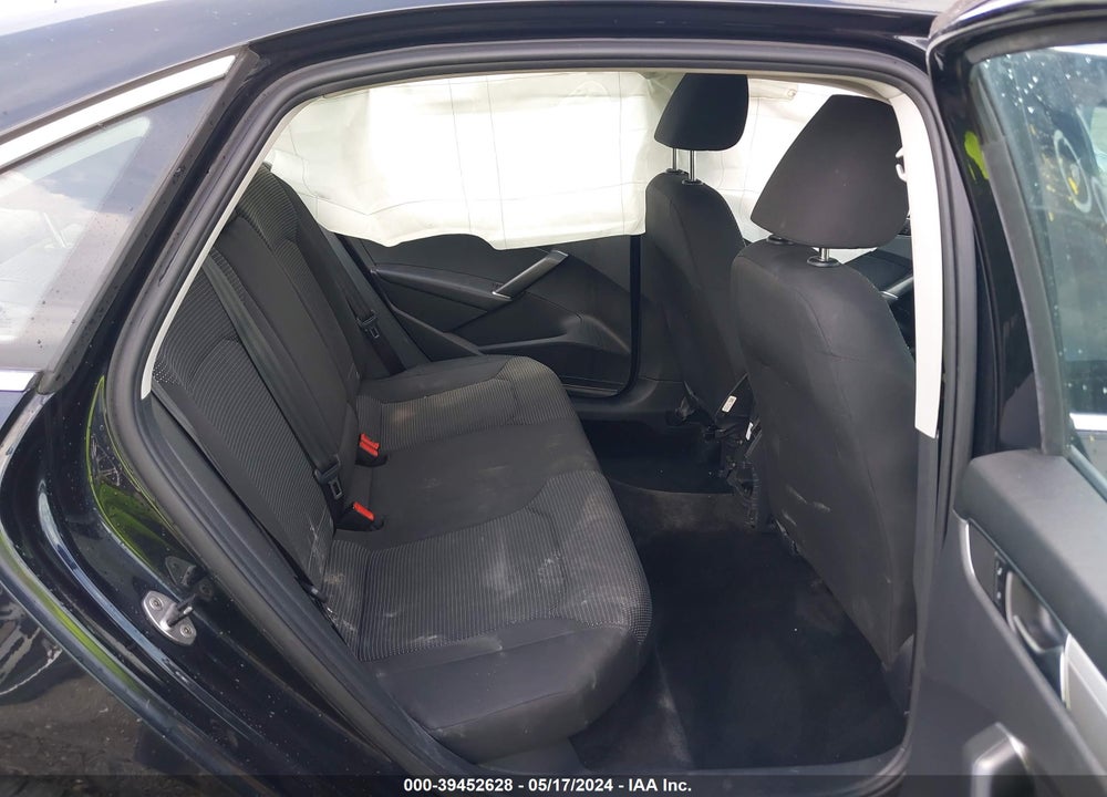 2017 VOLKSWAGEN PASSAT 1.8T S VIN: 1VWAT7A39HC007260