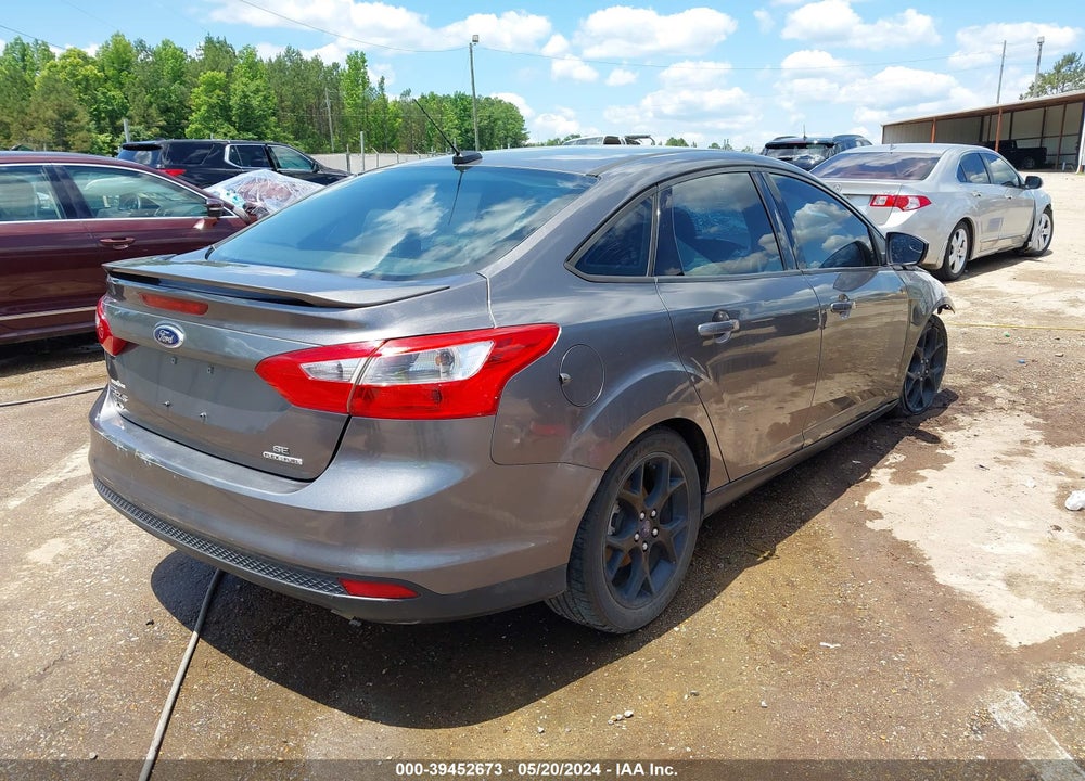 2014 FORD FOCUS SE VIN: 1FADP3F29EL304642