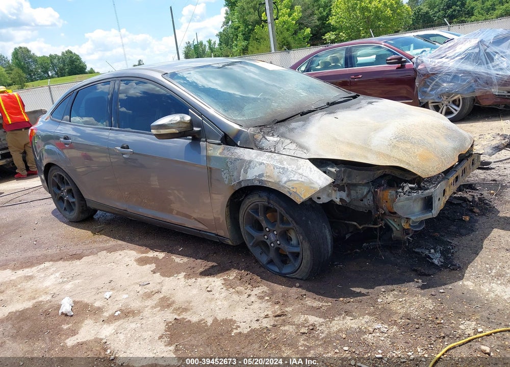 2014 FORD FOCUS SE VIN: 1FADP3F29EL304642