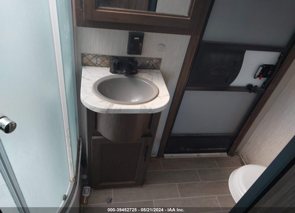 2020 FOREST RIVER CHEROKEE VIN: 4X4TCKH27LX144446