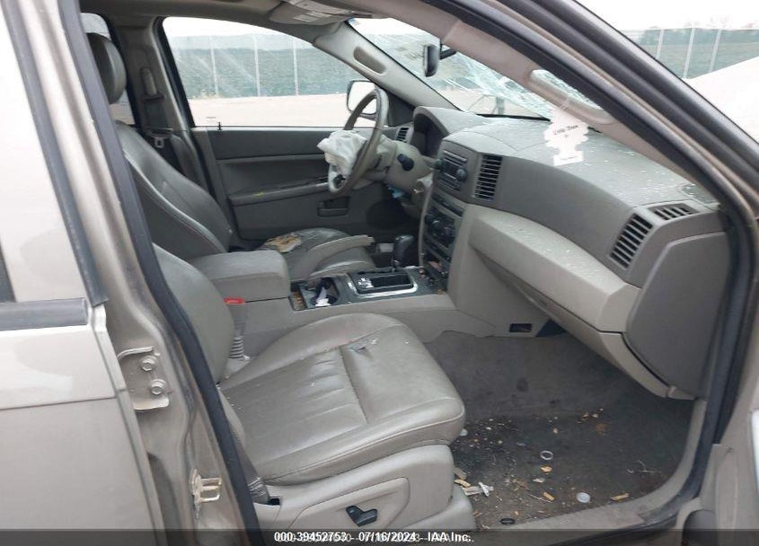 2005 JEEP GRAND CHEROKEE LAREDO VIN: 1J4HR48N05C601943