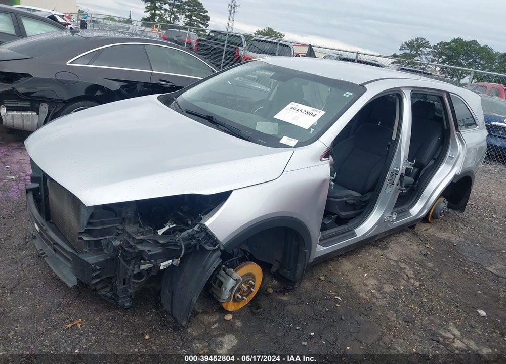 2017 KIA SORENTO 2.4L L VIN: 5XYPG4A38HG221667
