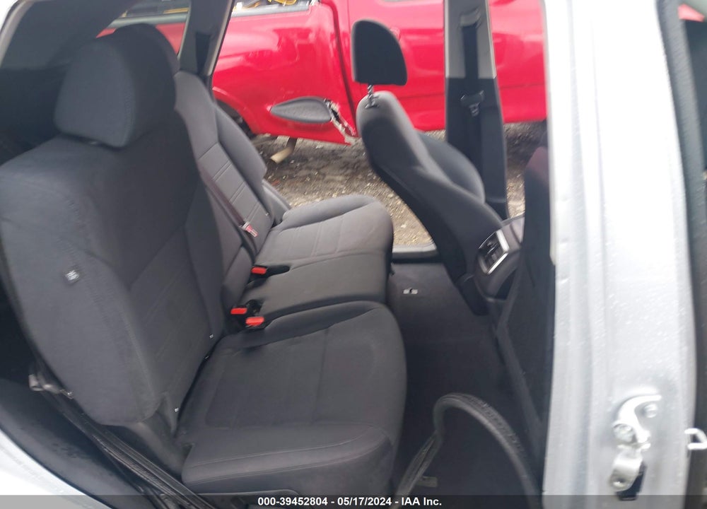 2017 KIA SORENTO 2.4L L VIN: 5XYPG4A38HG221667