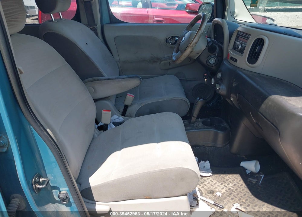 2010 NISSAN CUBE 1.8S VIN: JN8AZ2KR4AT169055