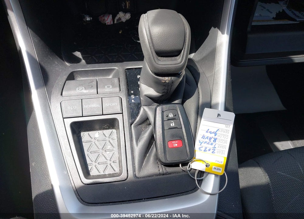 2023 TOYOTA RAV4 VIN: JTMW1RFV5PD105313