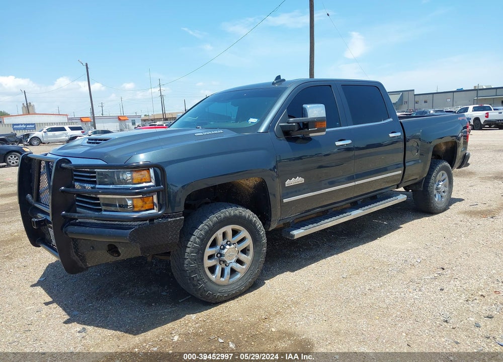 2017 CHEVROLET SILVERADO 3500HD HIGH COUNTRY VIN: 1GC4K1EY7HF240459