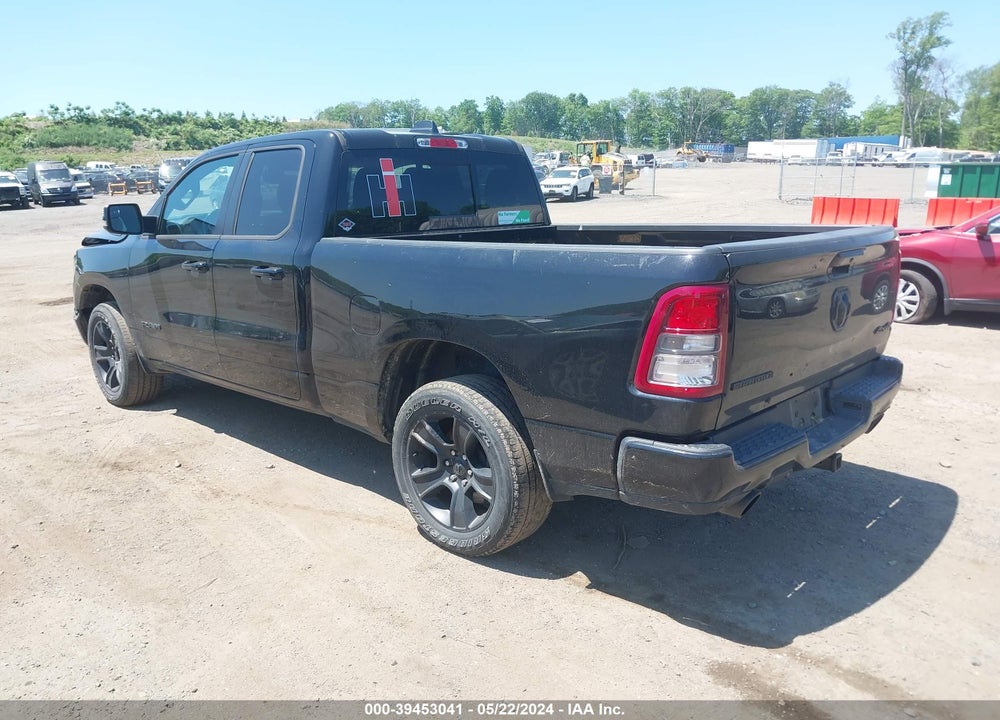 2023 RAM 1500 BIG HORN QUAD CAB 4X4 6'4 BOX VIN: 1C6SRFBTXPN549282