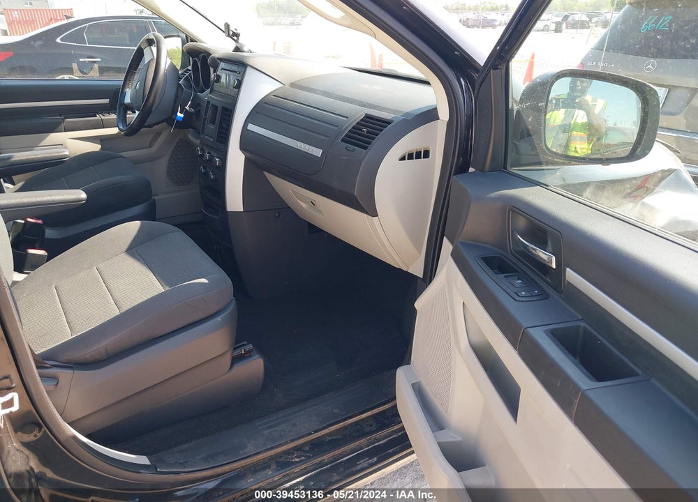 2008 DODGE GRAND CARAVAN SXT VIN: 2D8HN54P68R779965