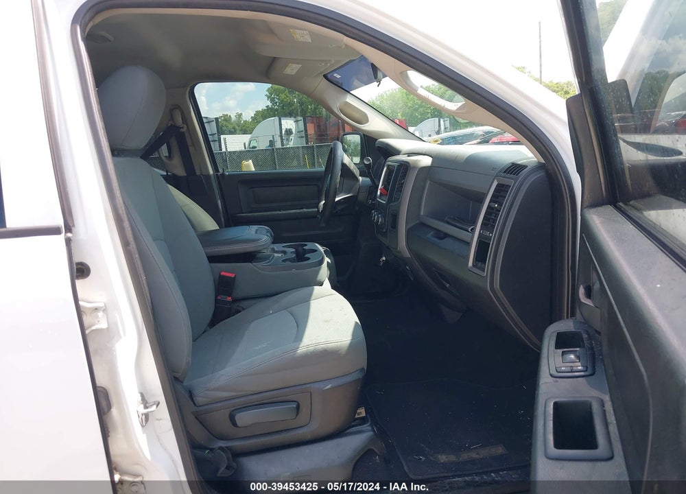 2013 RAM 1500 EXPRESS VIN: 1C6RR7FT6DS657684
