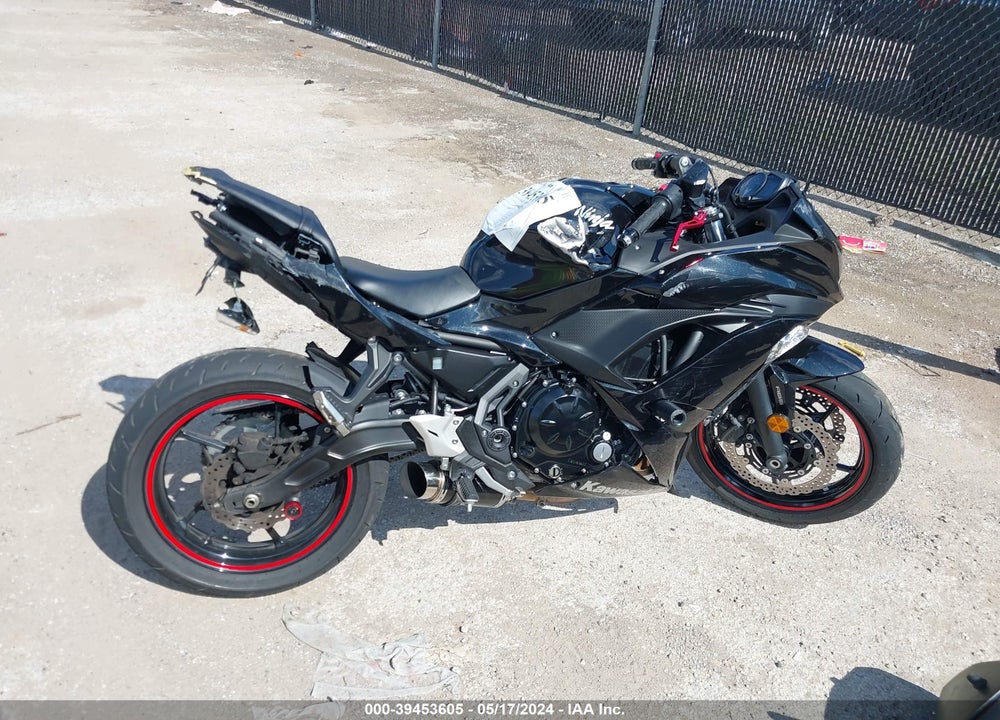 2019 KAWASAKI EX650 F VIN: JKAEXEK16KDA32688