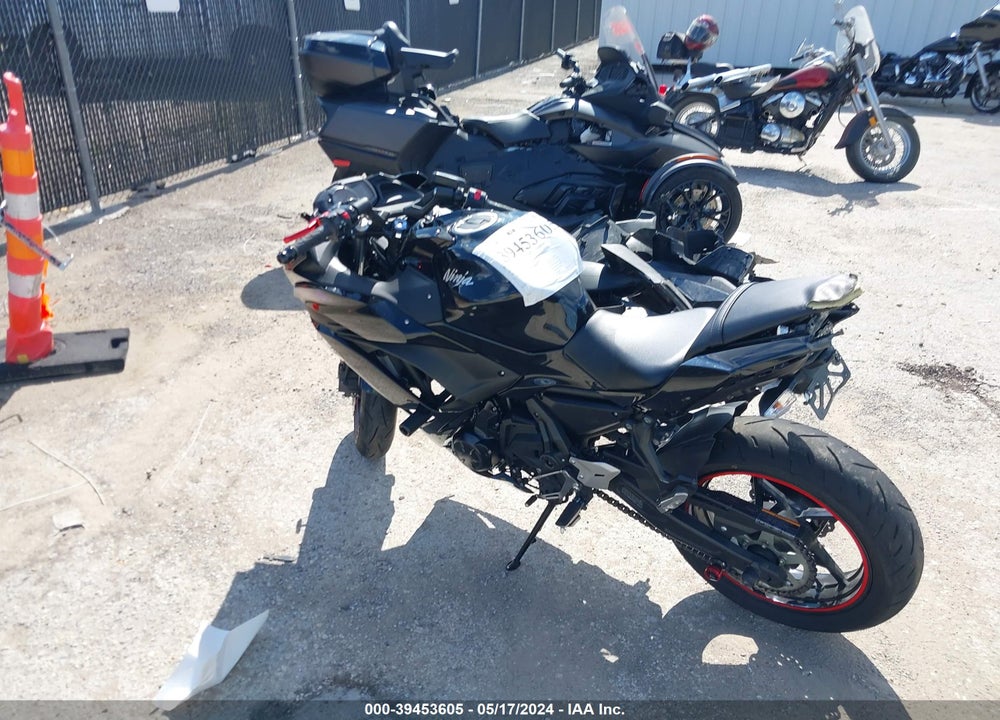 2019 KAWASAKI EX650 F VIN: JKAEXEK16KDA32688