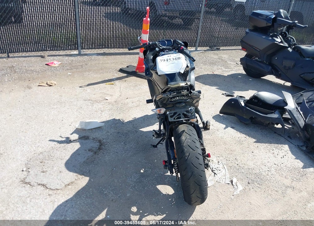 2019 KAWASAKI EX650 F VIN: JKAEXEK16KDA32688