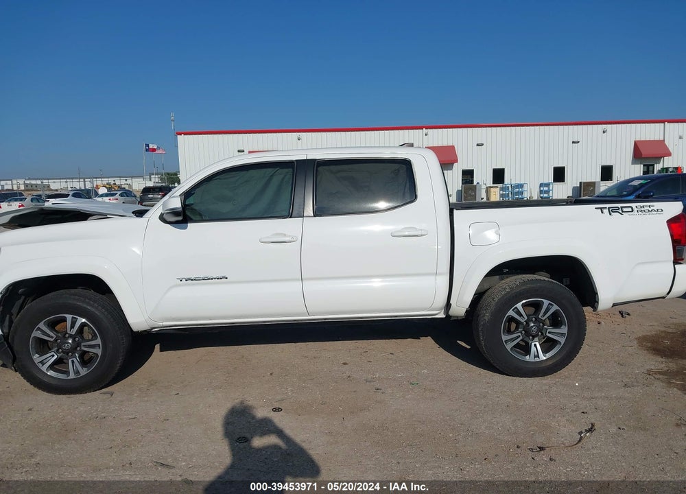 2017 TOYOTA TACOMA TRD SPORT VIN: 3TMAZ5CN4HM049581