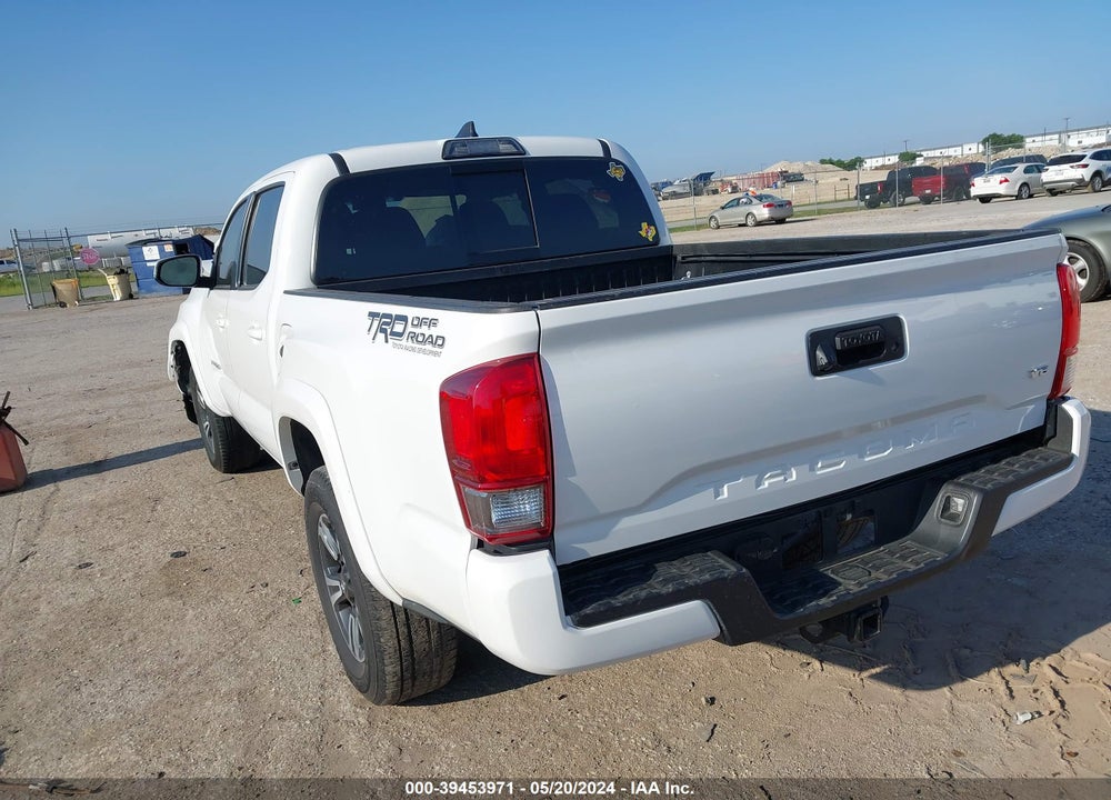 2017 TOYOTA TACOMA TRD SPORT VIN: 3TMAZ5CN4HM049581