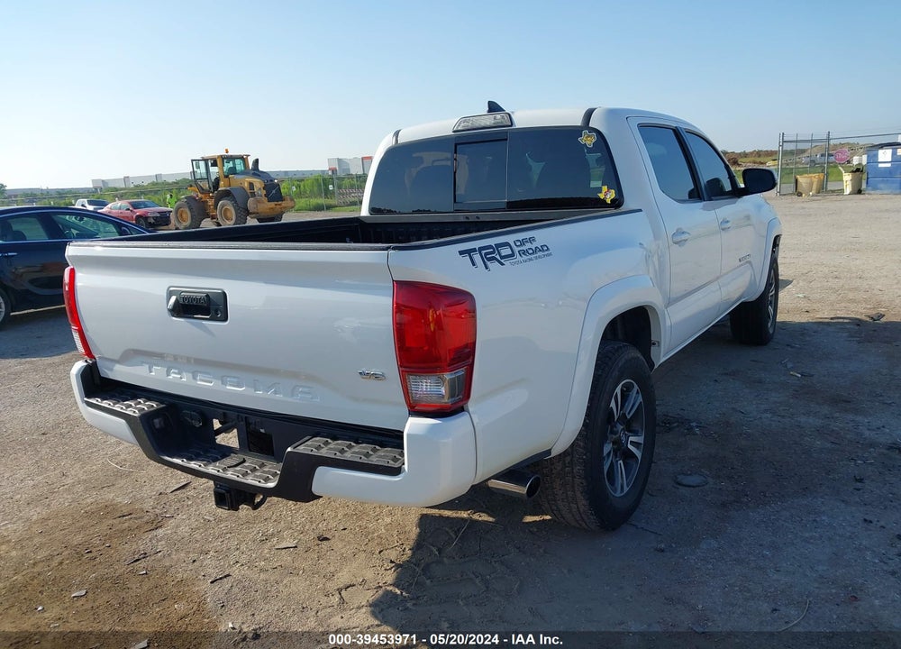 2017 TOYOTA TACOMA TRD SPORT VIN: 3TMAZ5CN4HM049581
