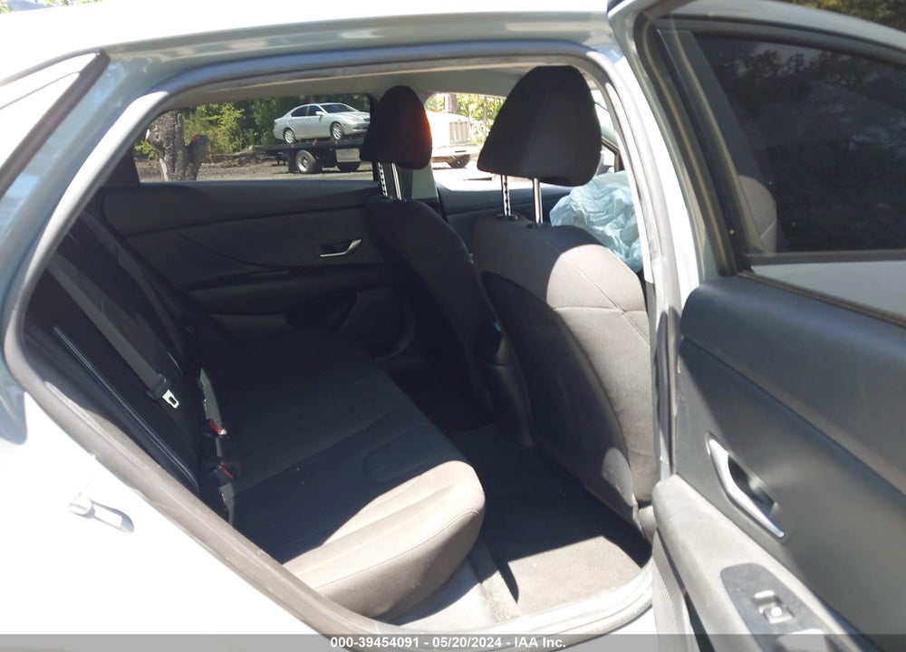 2021 HYUNDAI ELANTRA SEL VIN: KMHLM4AG1MU096610