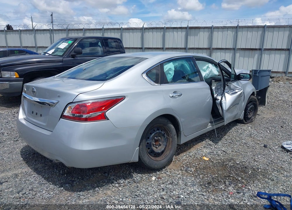 2015 NISSAN ALTIMA 2.5 S VIN: 1N4AL3AP0FN327573