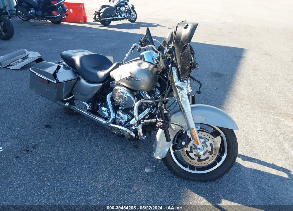 2009 HARLEY-DAVIDSON FLHX VIN: 1HD1KB4139Y606497