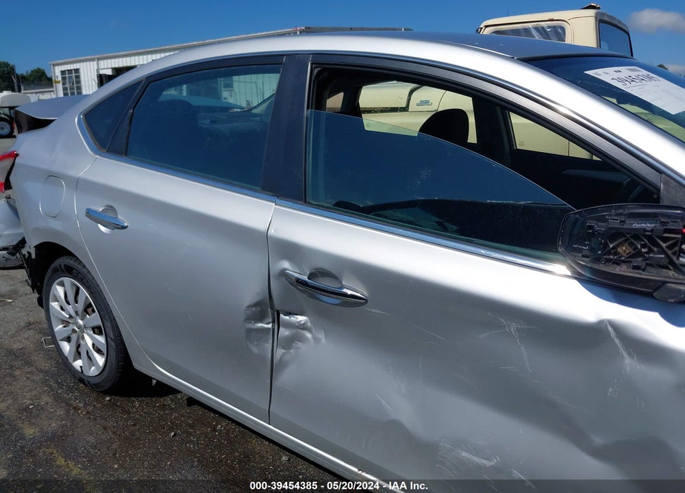 2015 NISSAN SENTRA S VIN: 3N1AB7AP9FY383201