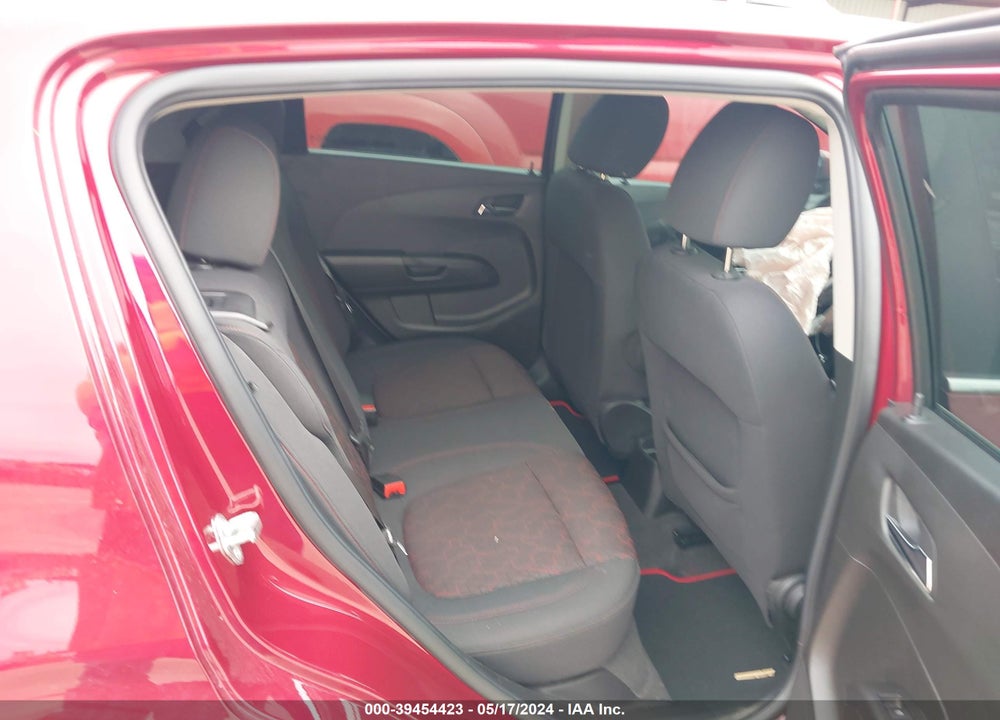 2020 CHEVROLET SONIC FWD  LT 5-DOOR VIN: 1G1JD6SB8L4139020