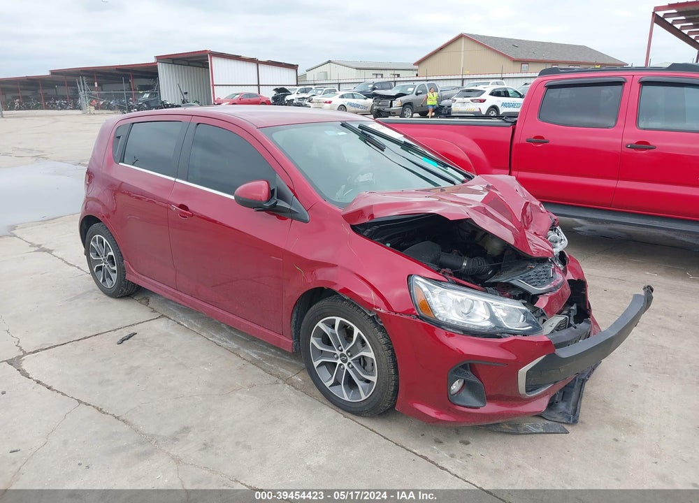 2020 CHEVROLET SONIC FWD  LT 5-DOOR VIN: 1G1JD6SB8L4139020