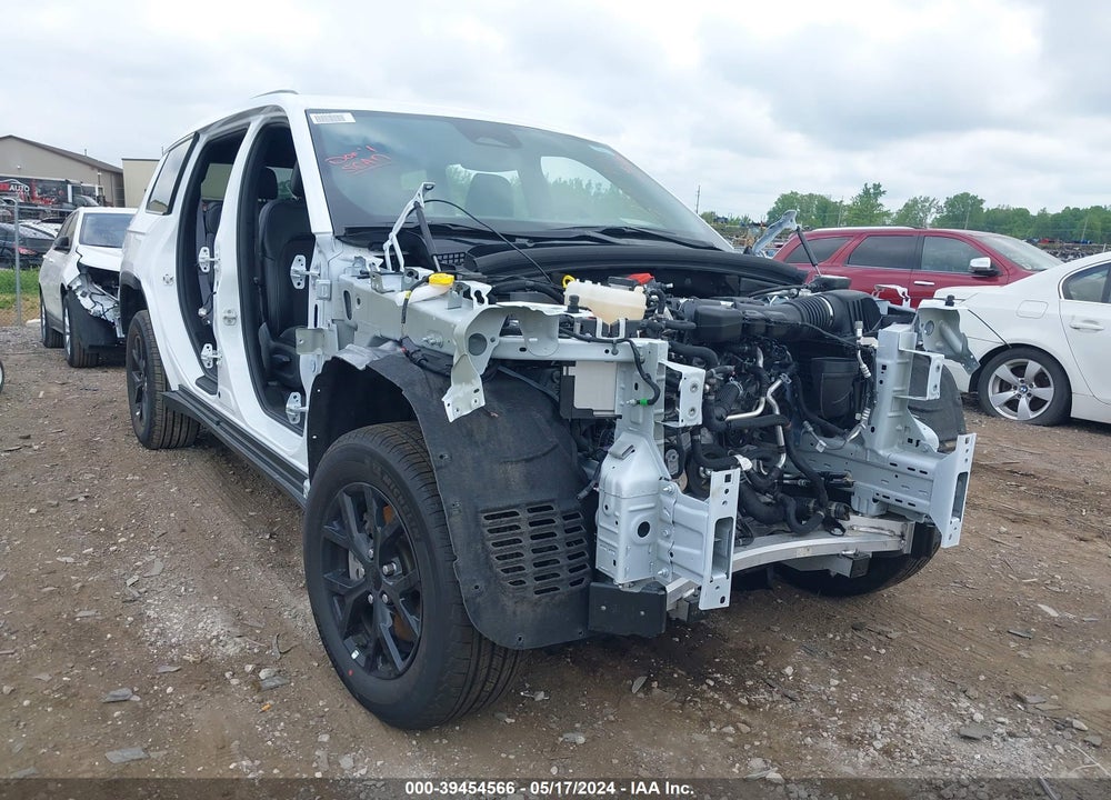 2024 JEEP GRAND CHEROKEE L ALTITUDE 4X4 VIN: 1C4RJKAGXR8517512
