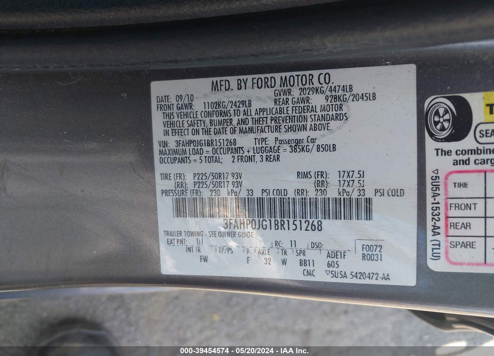 2011 FORD FUSION VIN: 3FAHP0JG1BR151268