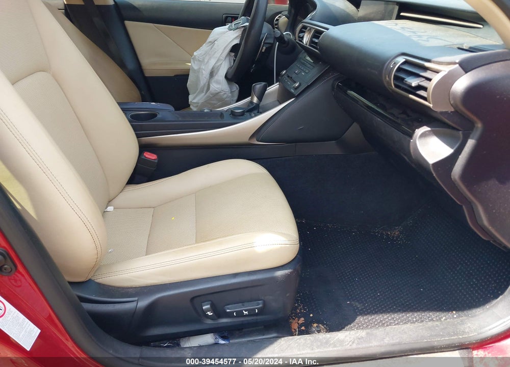 2015 LEXUS IS 250 VIN: JTHBF1D26F5048640