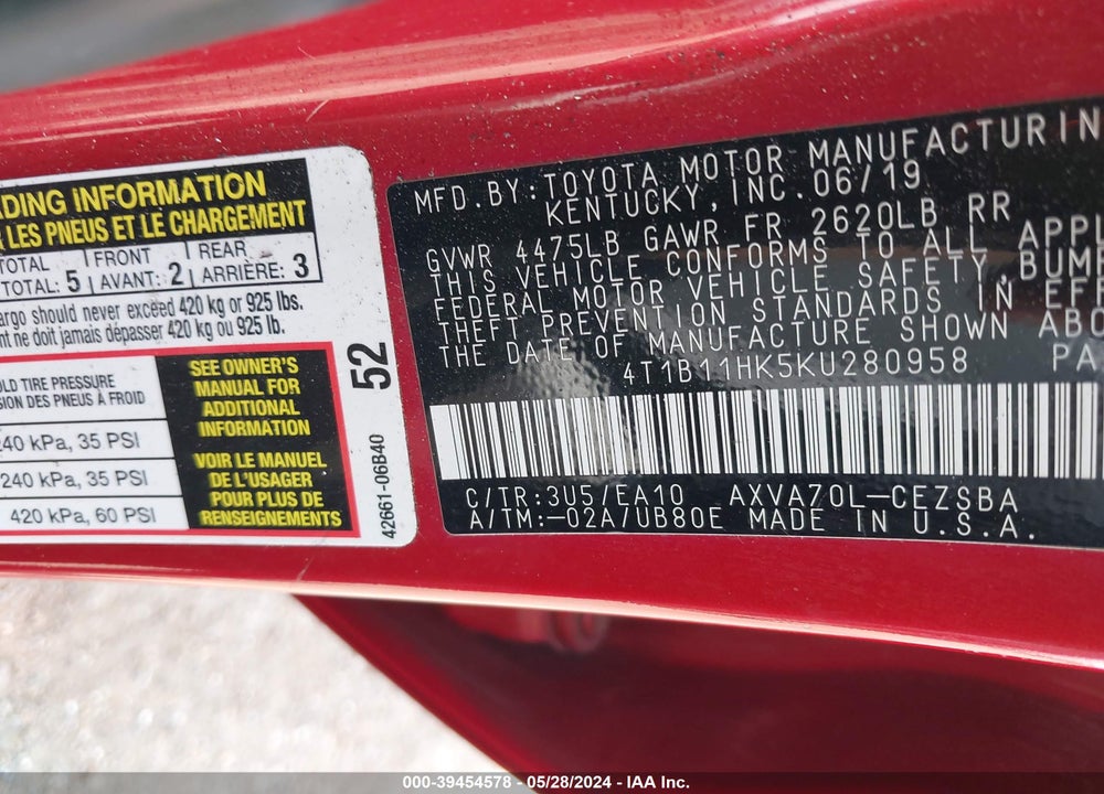 2019 TOYOTA CAMRY SE VIN: 4T1B11HK5KU280958