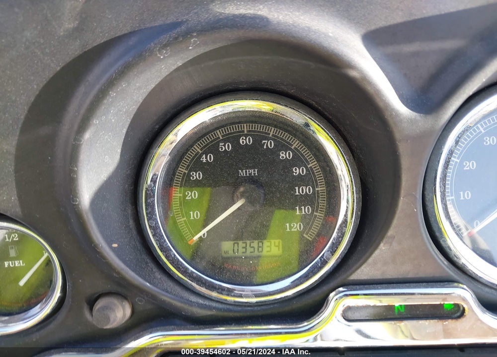 2008 HARLEY-DAVIDSON FLHTCUI 105TH ANNIVERSARY EDITION VIN: 1HD1FC4418Y657337