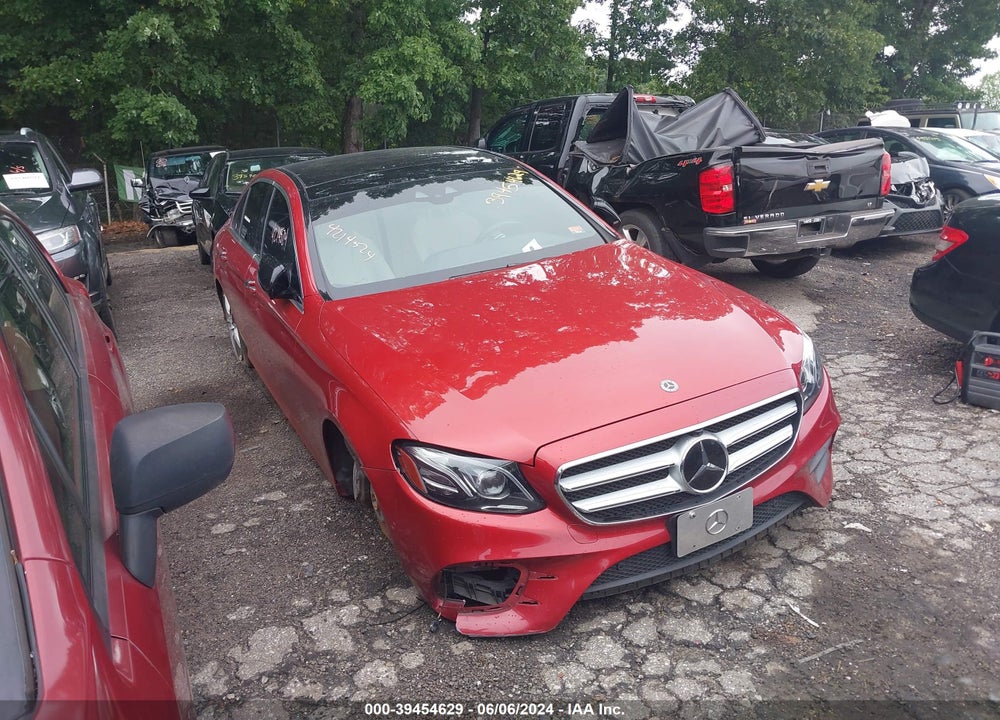 2018 MERCEDES-BENZ E 300 VIN: WDDZF4JB4JA377302