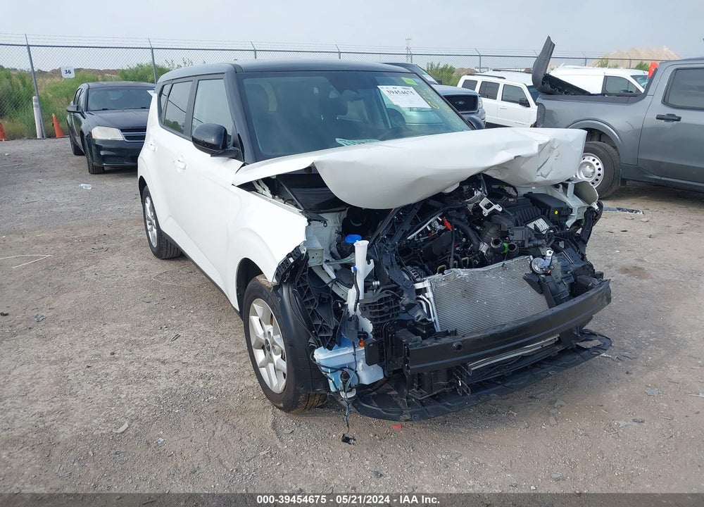 2023 KIA SOUL !/+/S VIN: KNDJ23AU6P7217037