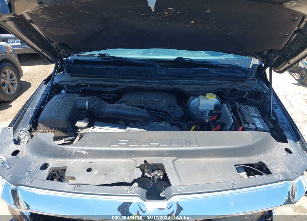 2019 RAM 1500 VIN: 1C6RREHT3KN509747