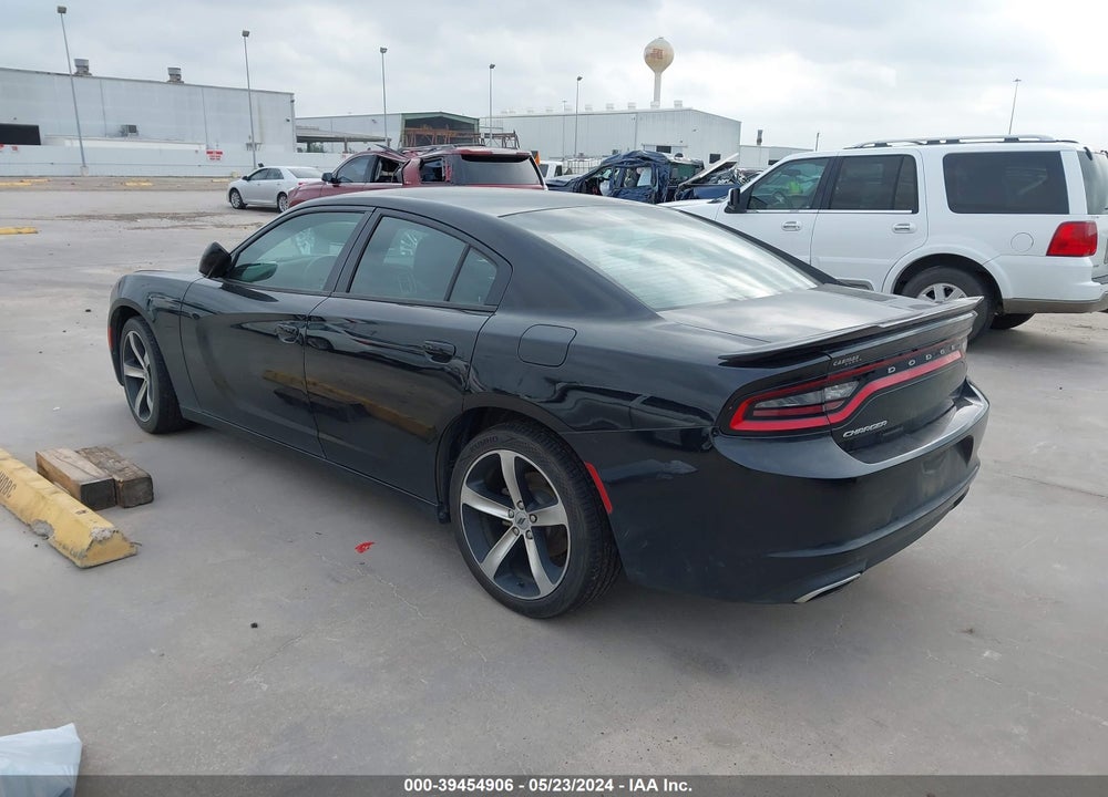 2017 DODGE CHARGER SE RWD VIN: 2C3CDXBG8HH627707